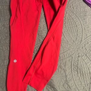 SOLD
Lululemon Wunder active Red Leggings